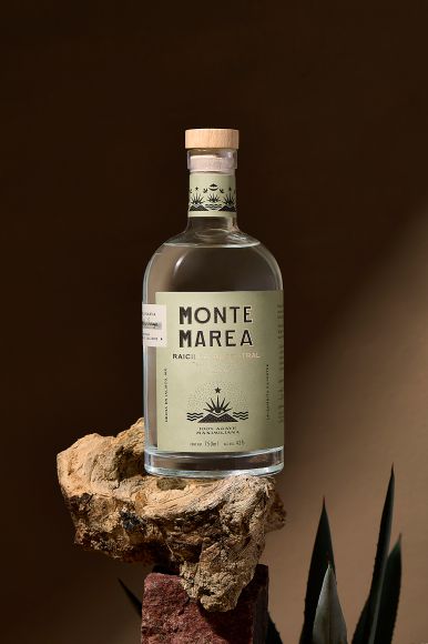 Liliana Barraza - Creative Product Photography