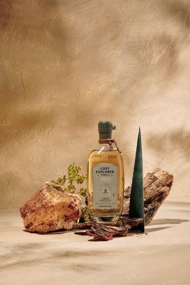 Liliana Barraza - Creative Product Photography